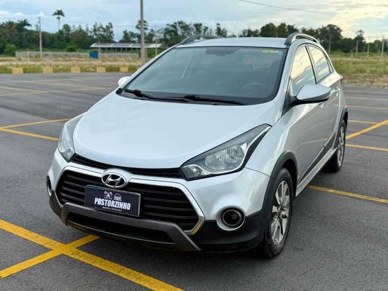 HYUNDAI HB20X 1.6 16V STYLE FLEX 4P AUTOMÁTICO